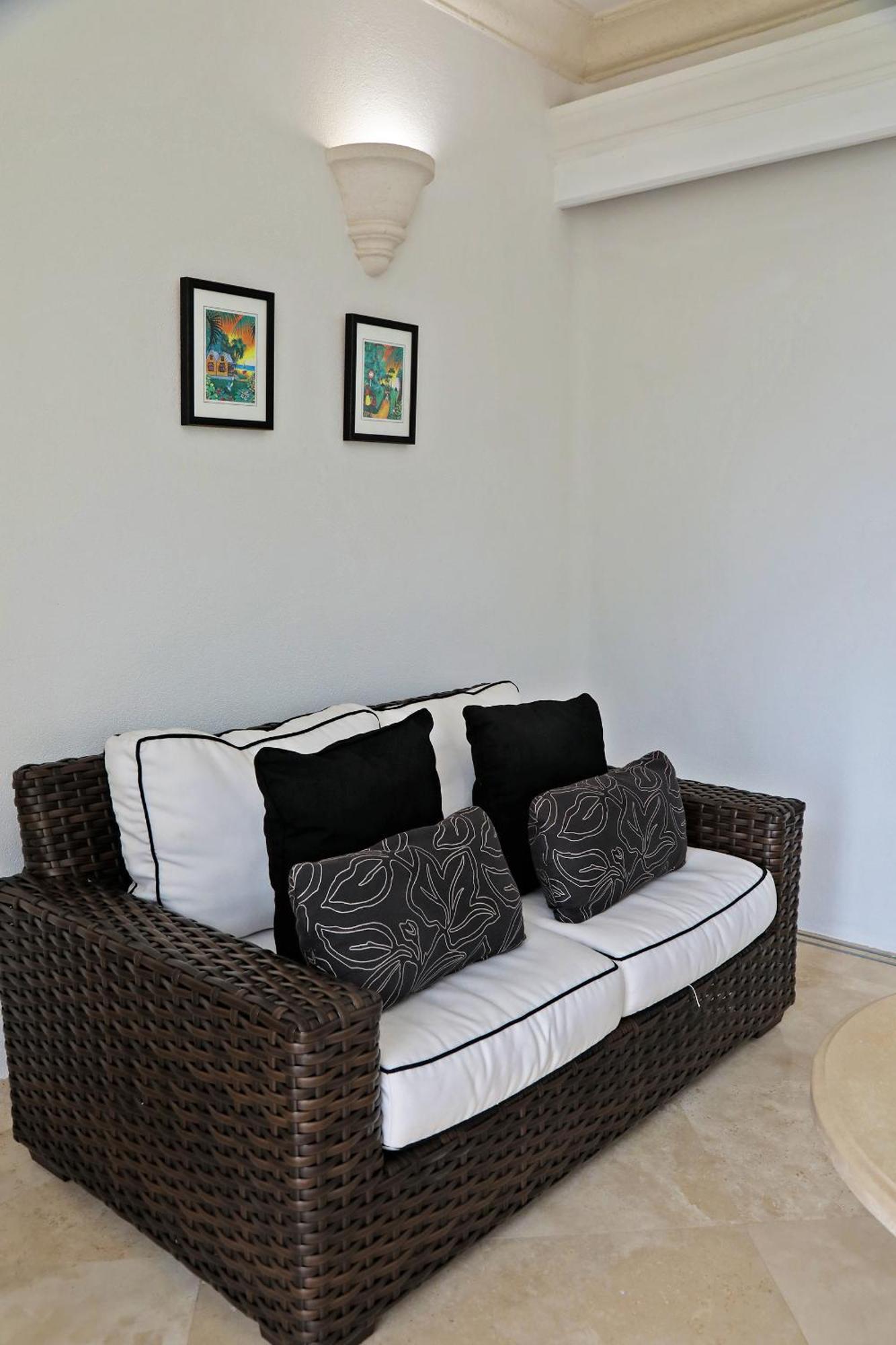 Spb 309 Luxury Beach Front Property Saint Peter Extérieur photo