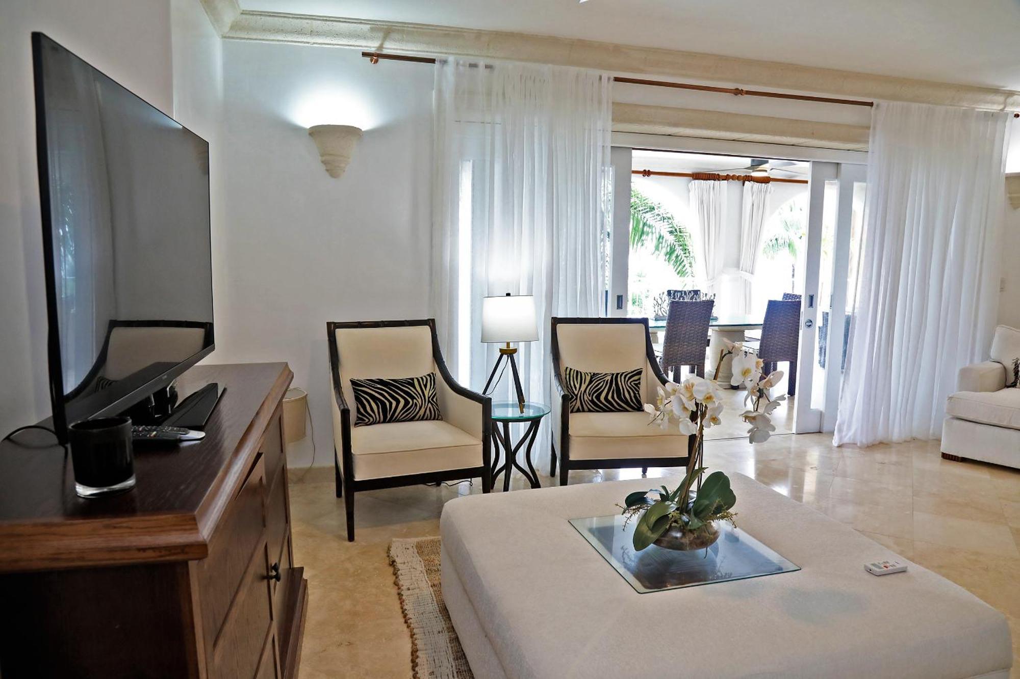 Spb 309 Luxury Beach Front Property Saint Peter Extérieur photo