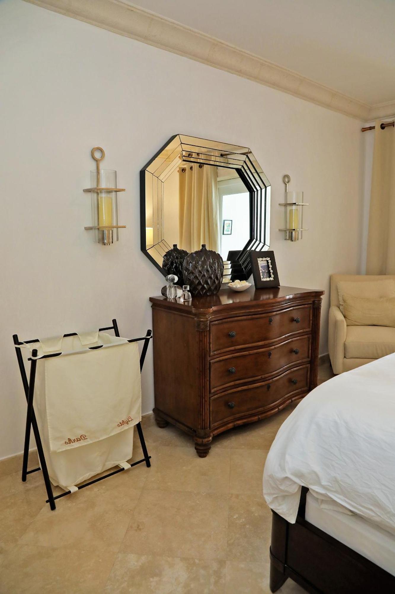 Spb 309 Luxury Beach Front Property Saint Peter Extérieur photo