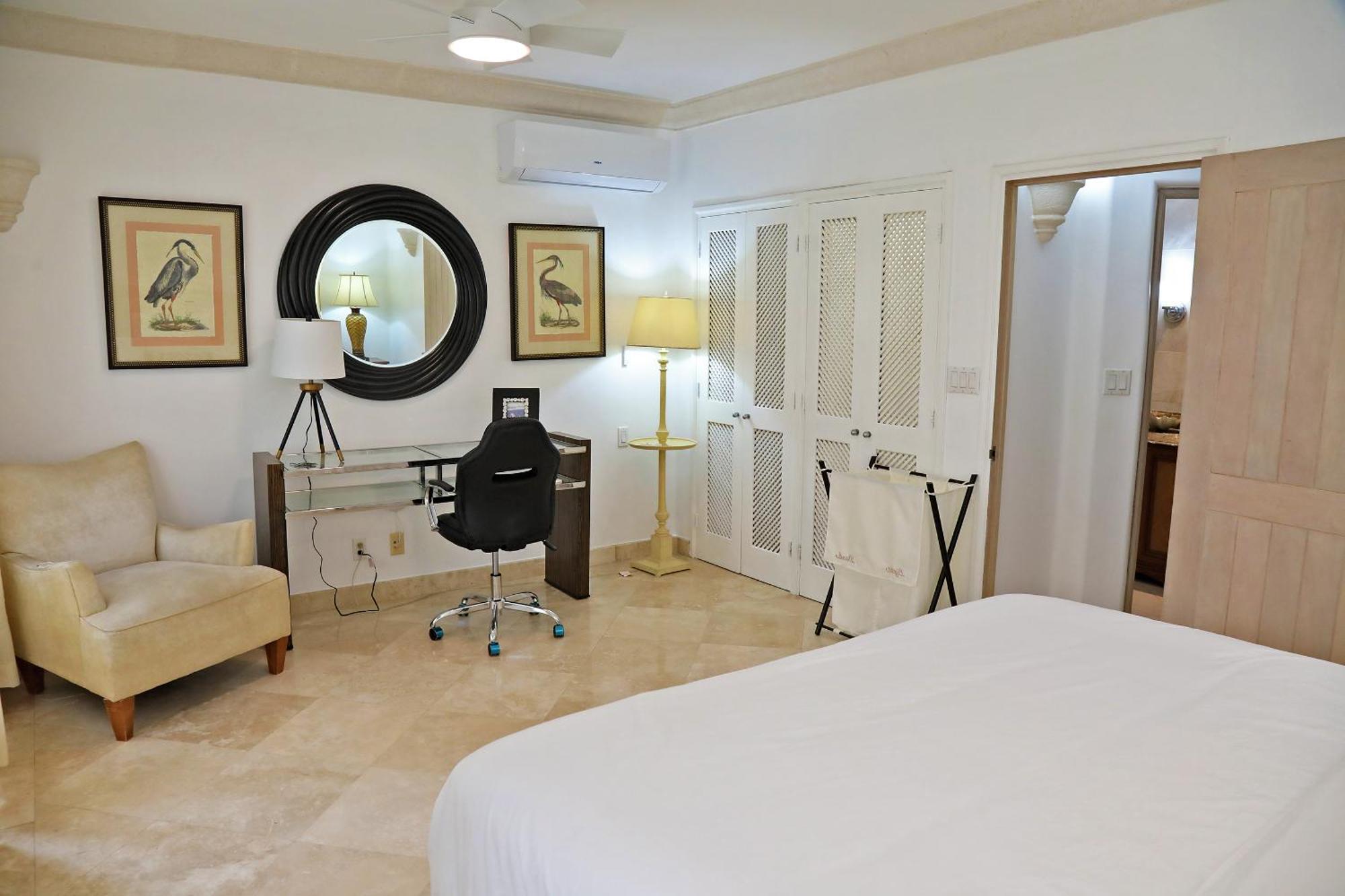 Spb 309 Luxury Beach Front Property Saint Peter Extérieur photo