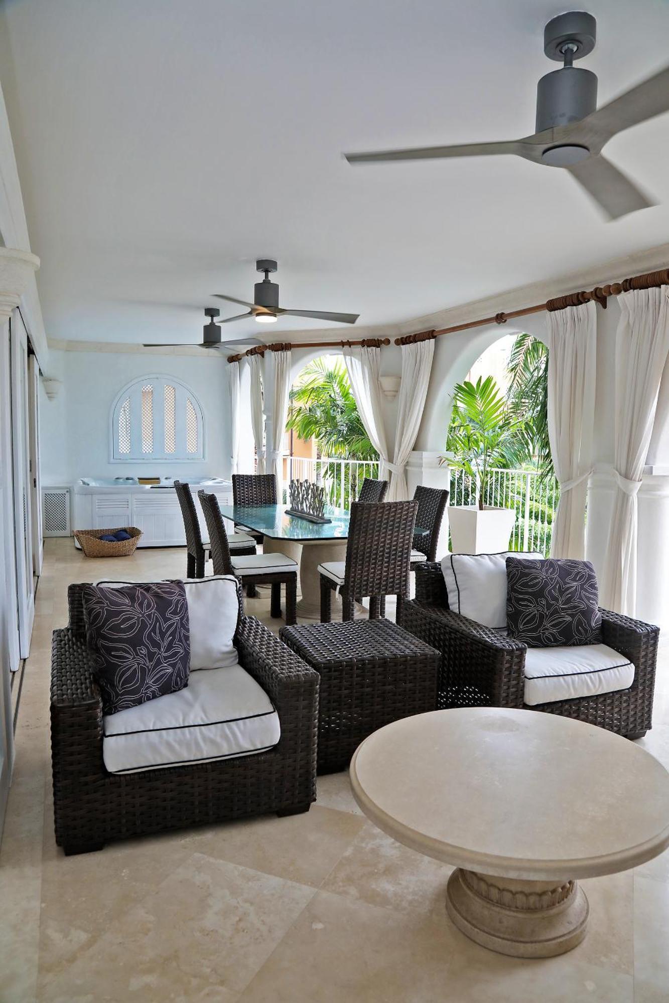 Spb 309 Luxury Beach Front Property Saint Peter Extérieur photo